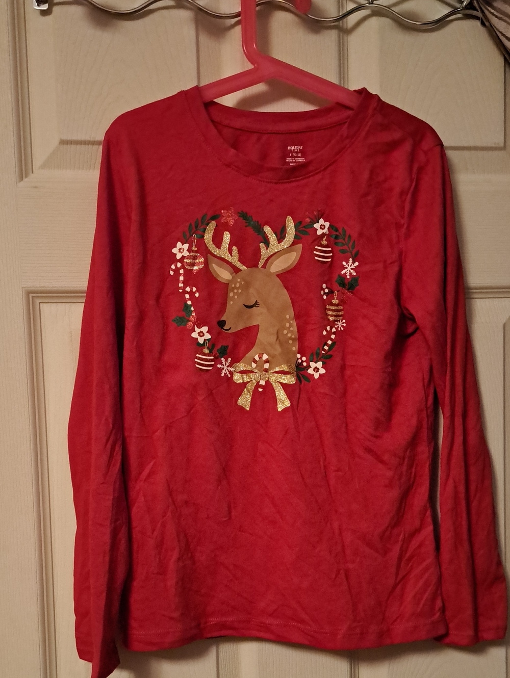 Holiday Time Red Long-Sleeve Reindeer Wreath Tee